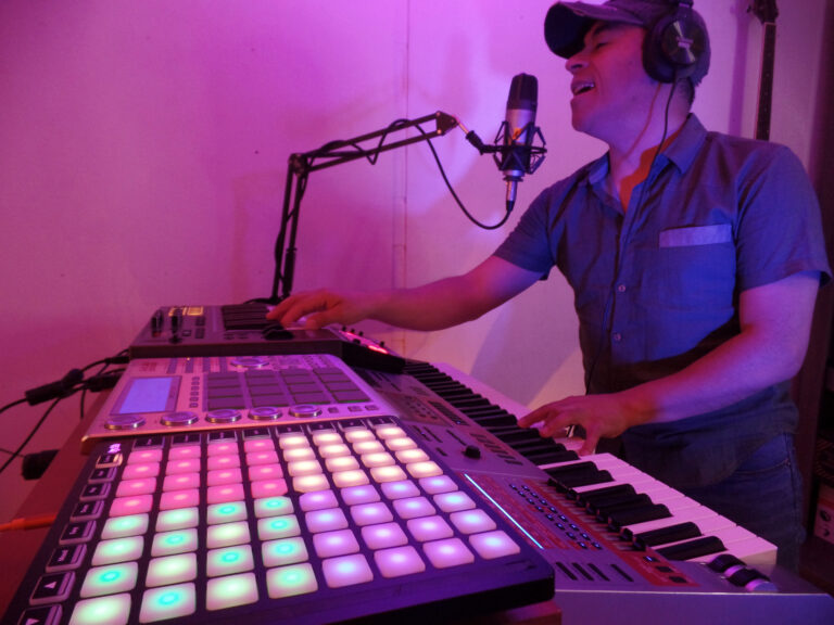 Johnny Teclado 2